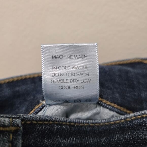 Judy Blue Tamara Distressed Cropped Fit Straight Jean Size 18W - Picture 9 of 9